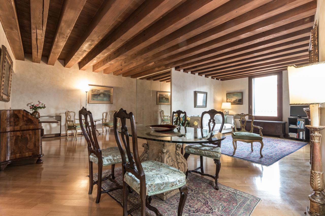 Apartment Fenice Double Canal View By Lionhost *